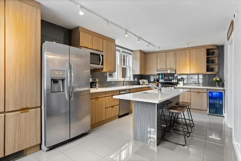 6455 North Talman Avenue Chicago IL 60645
