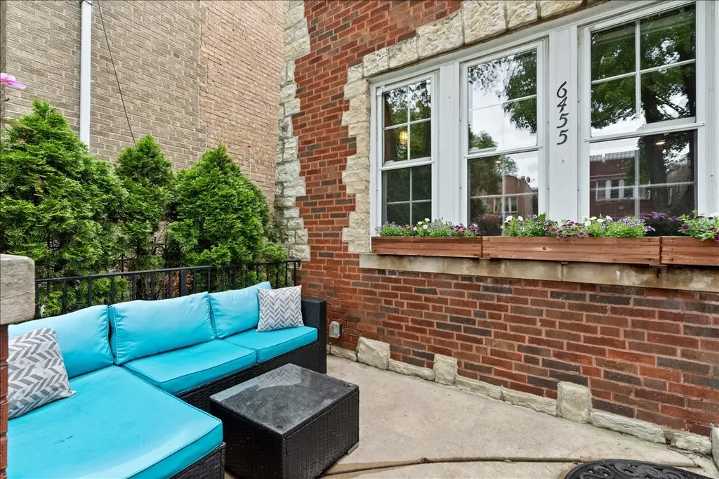 6455 North Talman Avenue Chicago IL 60645