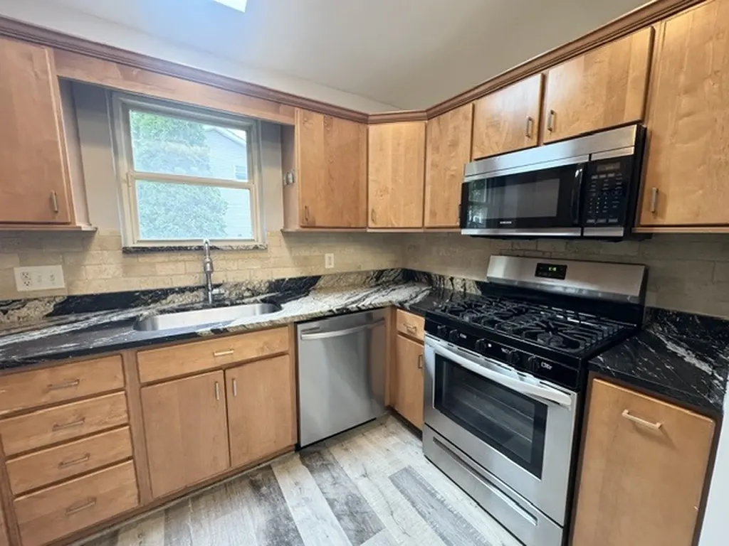 826 River Drive Carol Stream IL 60188