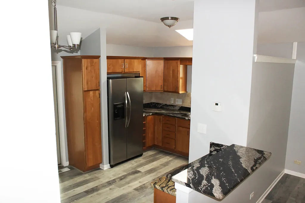 826 River Drive Carol Stream IL 60188