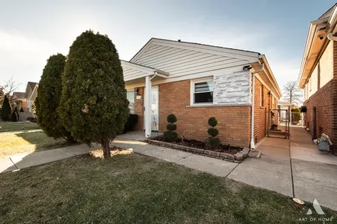 7828 Lotus Avenue Burbank IL 60459