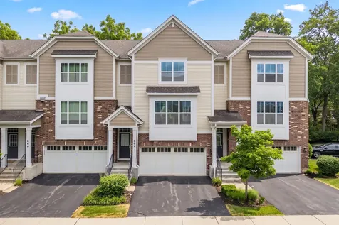 862 West Chase Lane Palatine IL 60067