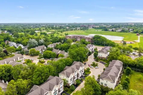 862 West Chase Lane Palatine IL 60067