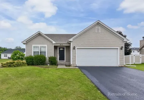 911 Appaloosa Trail Plano IL 60545