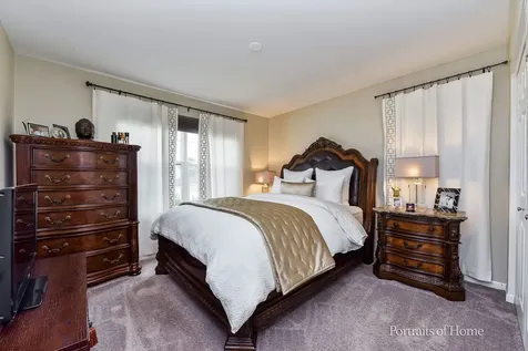 911 Appaloosa Trail Plano IL 60545