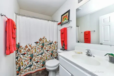 911 Appaloosa Trail Plano IL 60545