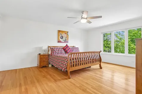 42 Holabird Loop Highwood IL 60040