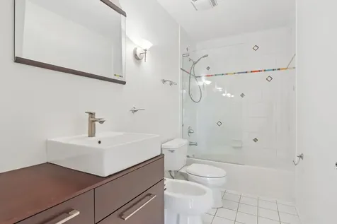 42 Holabird Loop Highwood IL 60040