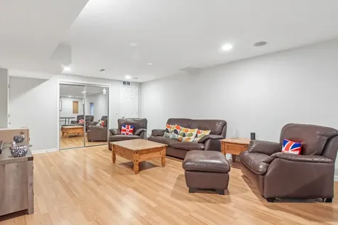 42 Holabird Loop Highwood IL 60040