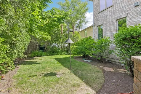 42 Holabird Loop Highwood IL 60040