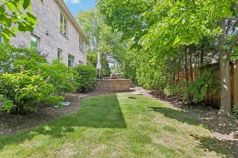 42 Holabird Loop Highwood IL 60040
