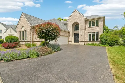 42 Holabird Loop Highwood IL 60040