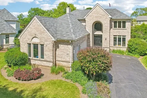 42 Holabird Loop Highwood IL 60040