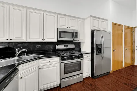 1017 Arbor Court Mount Prospect IL 60056