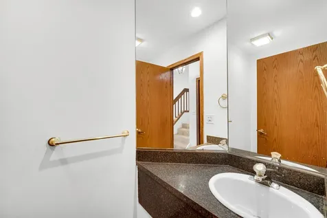 1017 Arbor Court Mount Prospect IL 60056