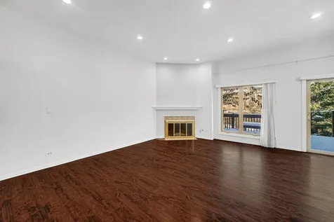 1017 Arbor Court Mount Prospect IL 60056