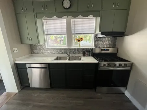 208 South Peoria Street Bradford IL 61421