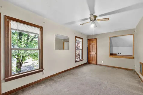 536 North 7th Street Dekalb IL 60115