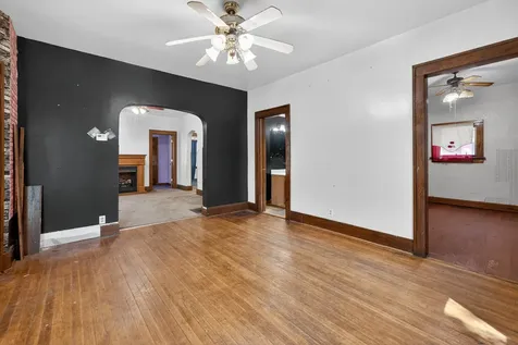536 North 7th Street Dekalb IL 60115