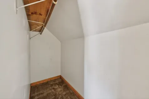 536 North 7th Street Dekalb IL 60115