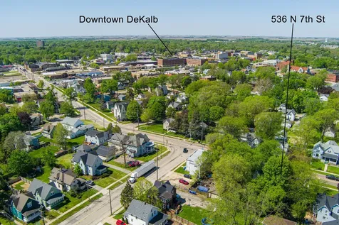 536 North 7th Street Dekalb IL 60115