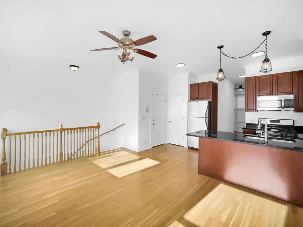 1949 North Whipple Street Chicago IL 60647