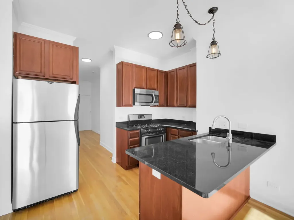 1949 North Whipple Street Chicago IL 60647