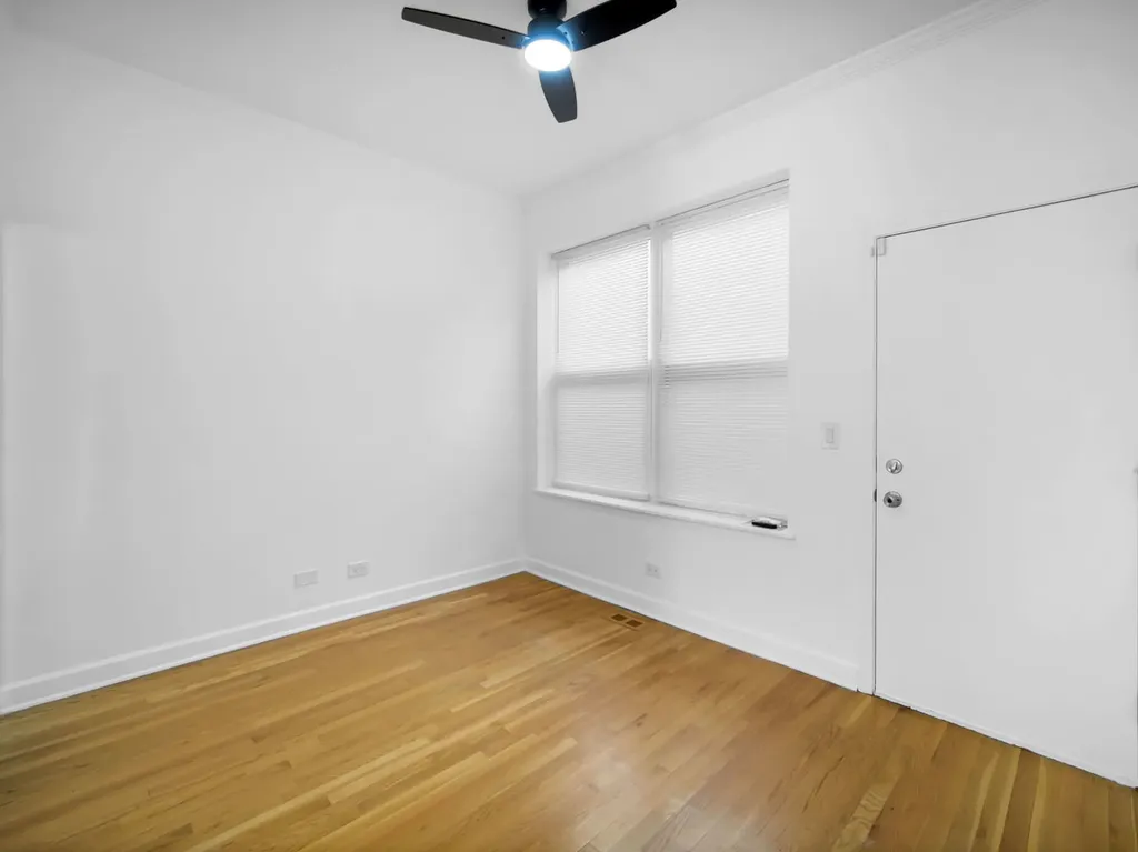 1949 North Whipple Street Chicago IL 60647