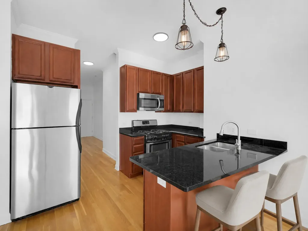 1949 North Whipple Street Chicago IL 60647