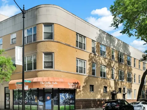 1949 North Whipple Street Chicago IL 60647
