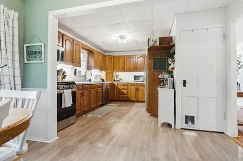219 North Hickory Street Wenona IL 61377