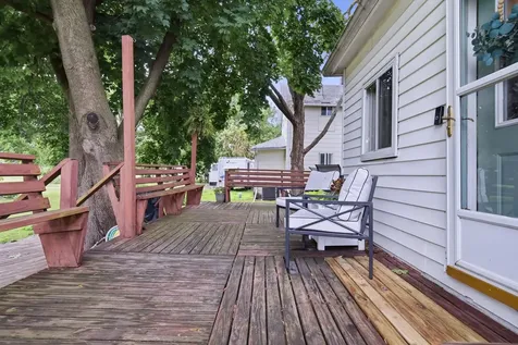 219 North Hickory Street Wenona IL 61377