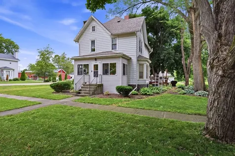 219 North Hickory Street Wenona IL 61377