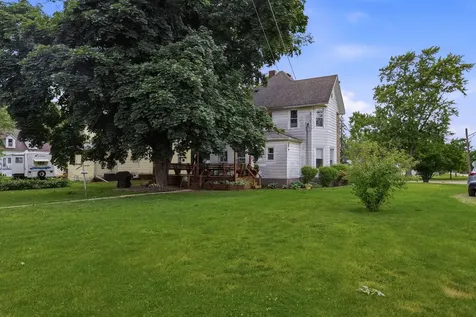 219 North Hickory Street Wenona IL 61377