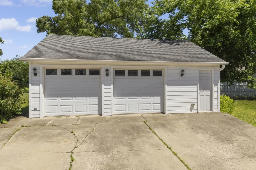 211 North Main Street Lombard IL 60148