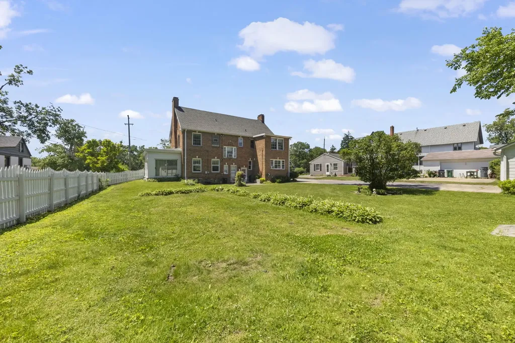 211 North Main Street Lombard IL 60148