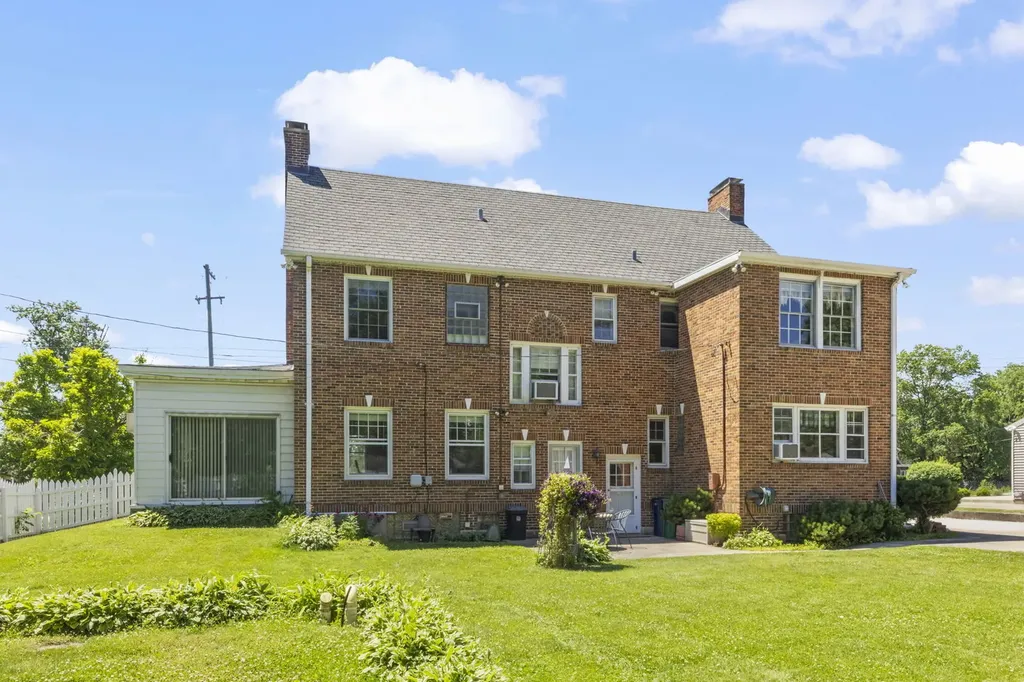 211 North Main Street Lombard IL 60148