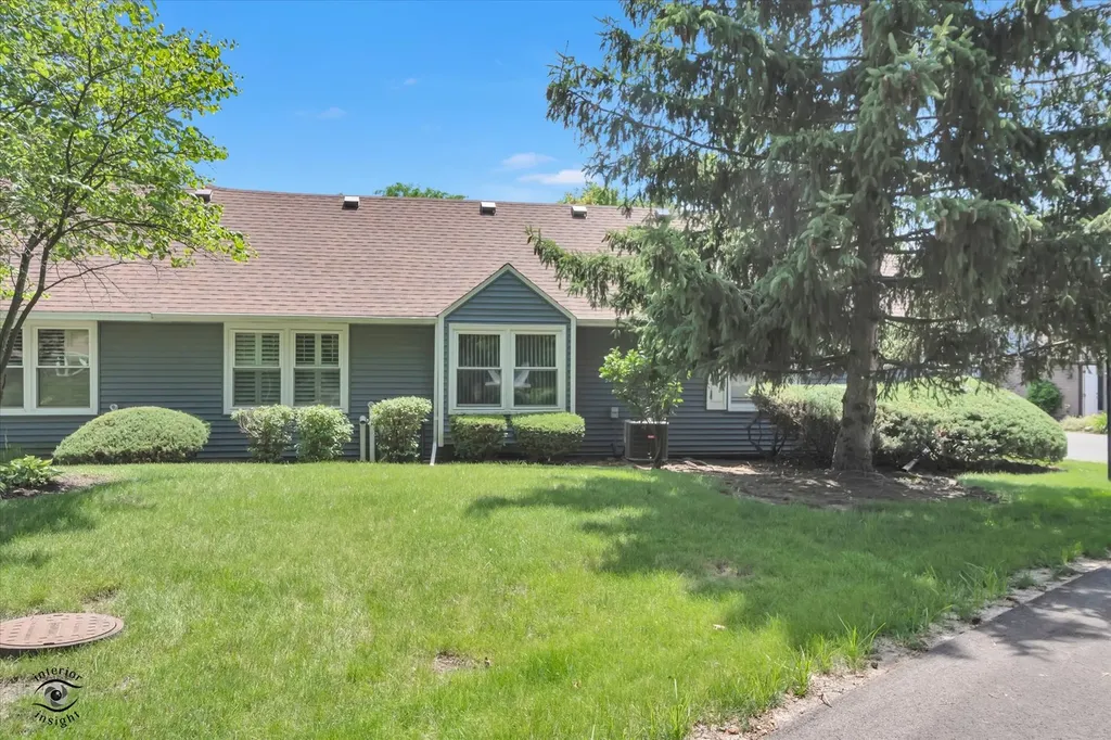 1020 Dartmouth Drive Wheaton IL 60189