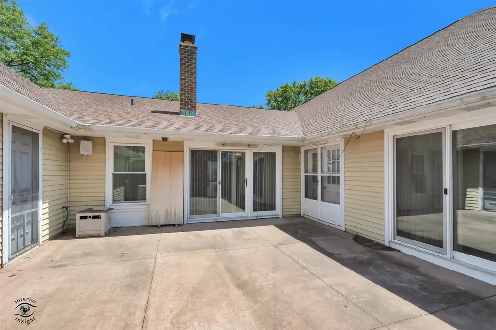 1020 Dartmouth Drive Wheaton IL 60189