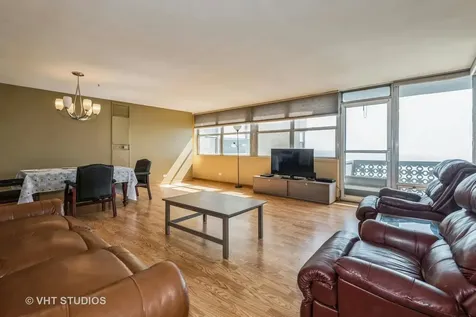 6301 North Sheridan Road Chicago IL 60660
