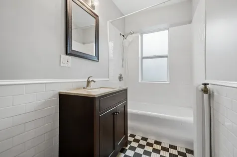 598 Sheridan Square Evanston IL 60202
