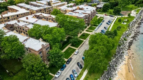 598 Sheridan Square Evanston IL 60202