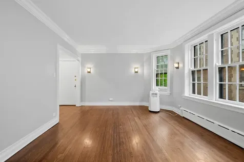 598 Sheridan Square Evanston IL 60202