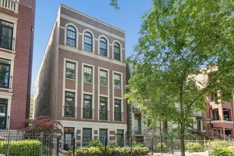 953 West Montana Street Chicago IL 60614