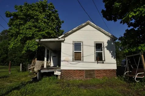 211 South Sterling Street Streator IL 61364