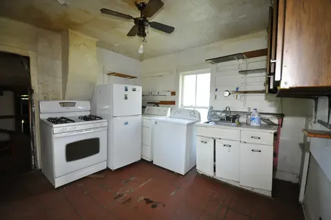 211 South Sterling Street Streator IL 61364
