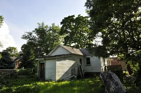 211 South Sterling Street Streator IL 61364