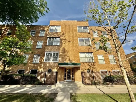 4915 North Wolcott Avenue Chicago IL 60640