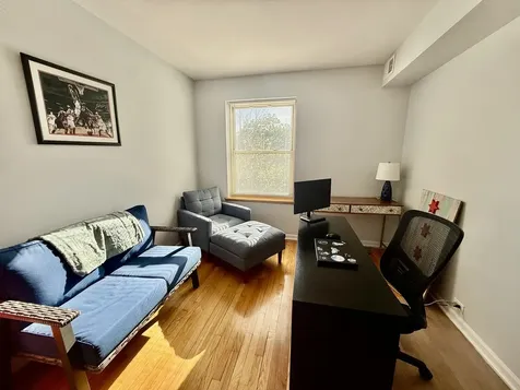 4915 North Wolcott Avenue Chicago IL 60640