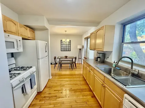 4915 North Wolcott Avenue Chicago IL 60640